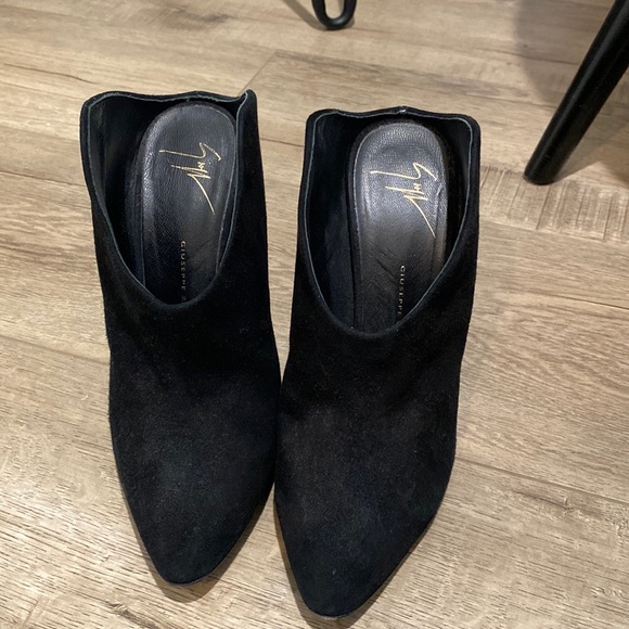 Giuseppe Zanotti Suede Mule Heels - Picture 2 of 5